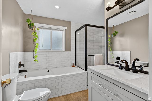 386 E PIONEER AVE, Sandy, UT 84070