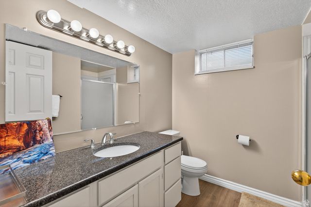 386 E PIONEER AVE, Sandy, UT 84070