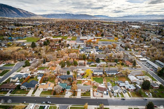 386 E PIONEER AVE, Sandy, UT 84070