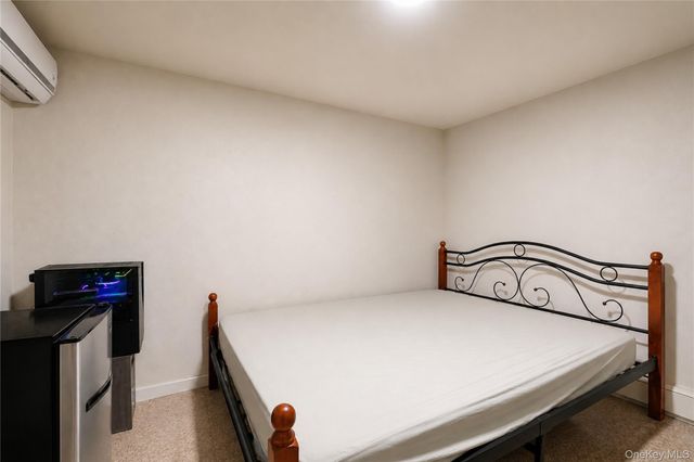 62-42 Main Street, Flushing, NY 11367