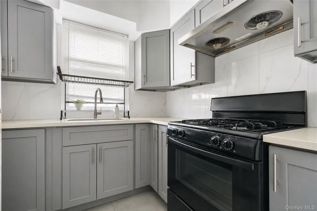 62-42 Main Street, Flushing, NY 11367