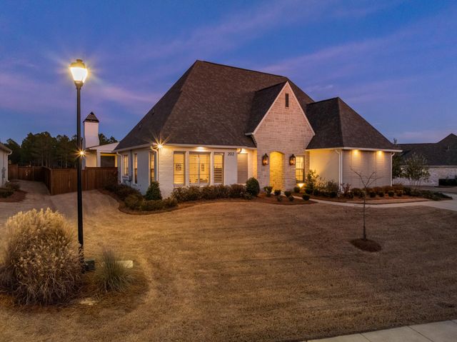 202 Parke Dr., Ridgeland, MS 39157