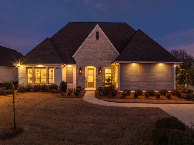 202 Parke Dr., Ridgeland, MS 39157