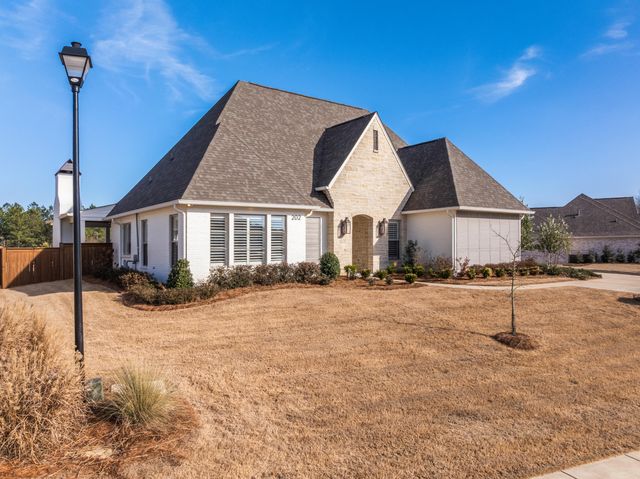 202 Parke Dr., Ridgeland, MS 39157