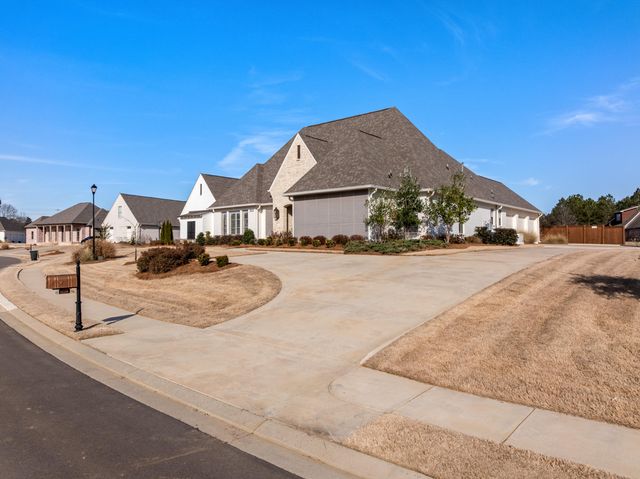 202 Parke Dr., Ridgeland, MS 39157