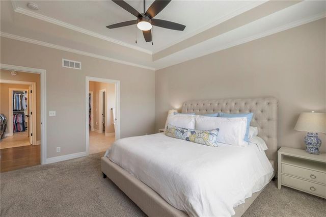 12839 W 173rd Terrace, Overland Park, KS 66221