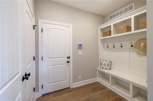 12839 W 173rd Terrace, Overland Park, KS 66221