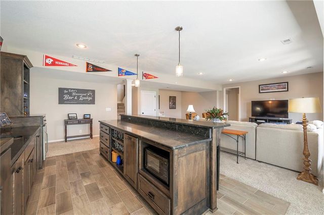 12839 W 173rd Terrace, Overland Park, KS 66221