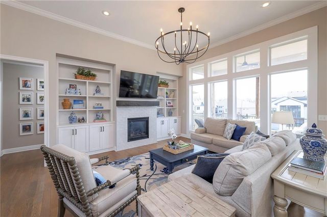 12839 W 173rd Terrace, Overland Park, KS 66221