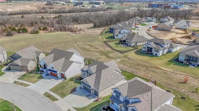 12839 W 173rd Terrace, Overland Park, KS 66221