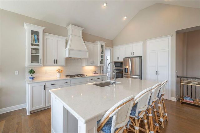 12839 W 173rd Terrace, Overland Park, KS 66221