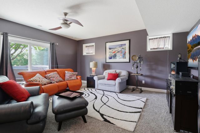 13182 Danube Lane, Rosemount, MN 55068