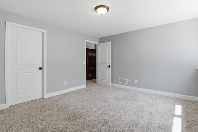 13182 Danube Lane, Rosemount, MN 55068