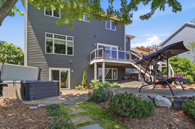 13182 Danube Lane, Rosemount, MN 55068