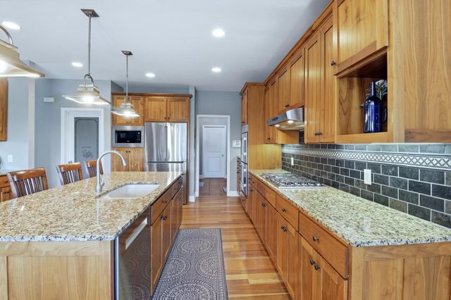13182 Danube Lane, Rosemount, MN 55068