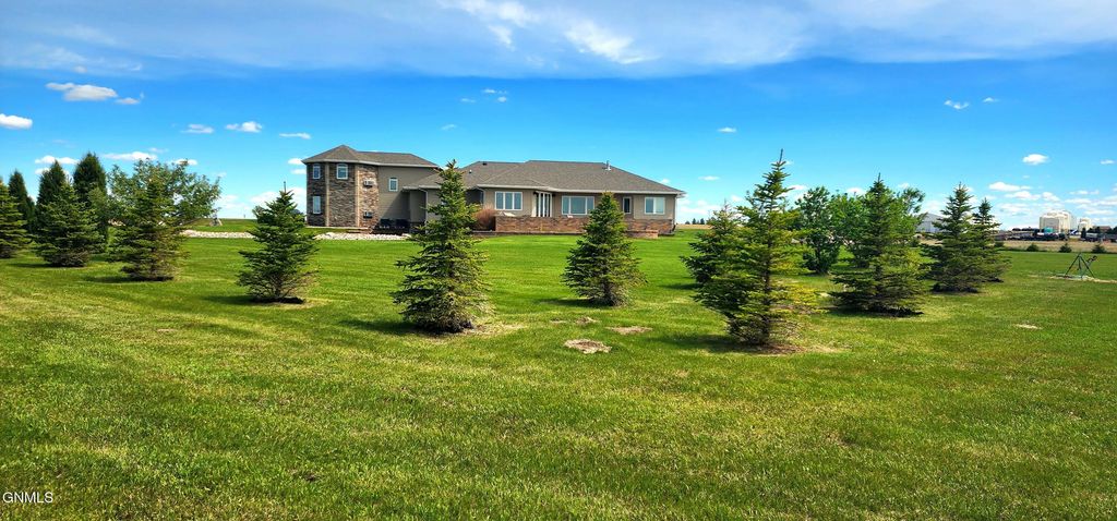 7079 Highway 8, Mott, ND 58646 photo 11