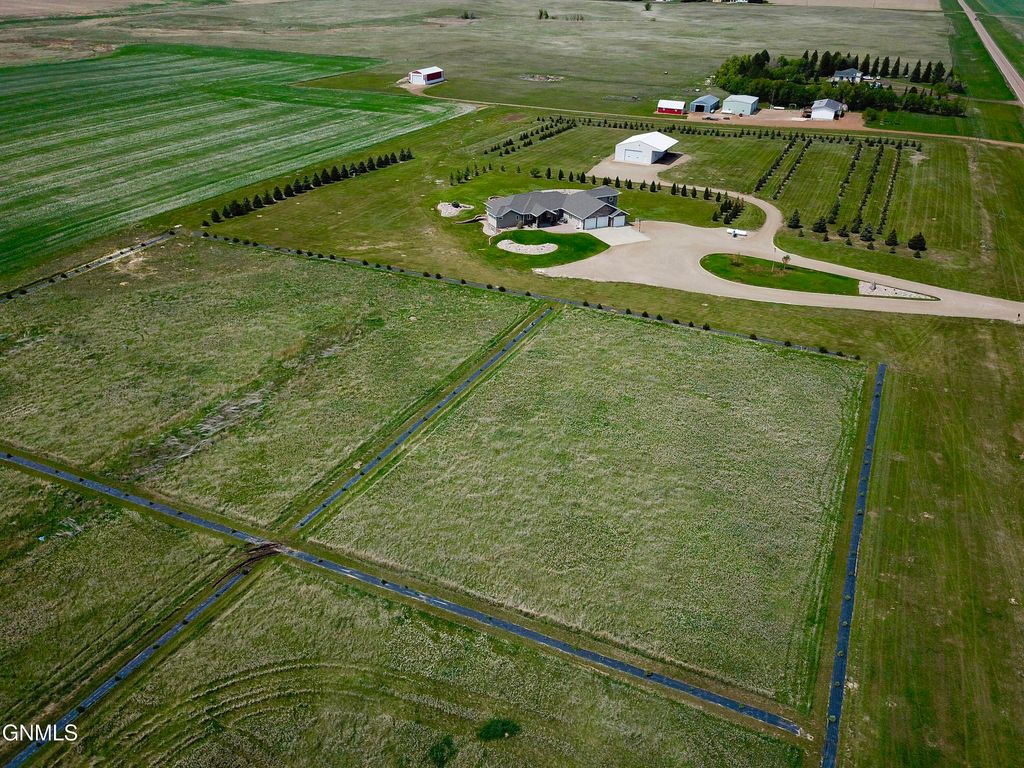 7079 Highway 8, Mott, ND 58646 photo 21