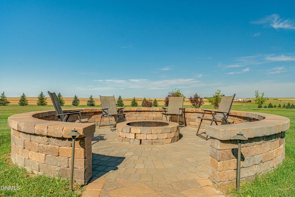 7079 Highway 8, Mott, ND 58646 photo 28