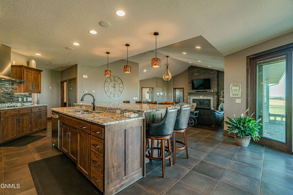 7079 Highway 8, Mott, ND 58646 photo 38