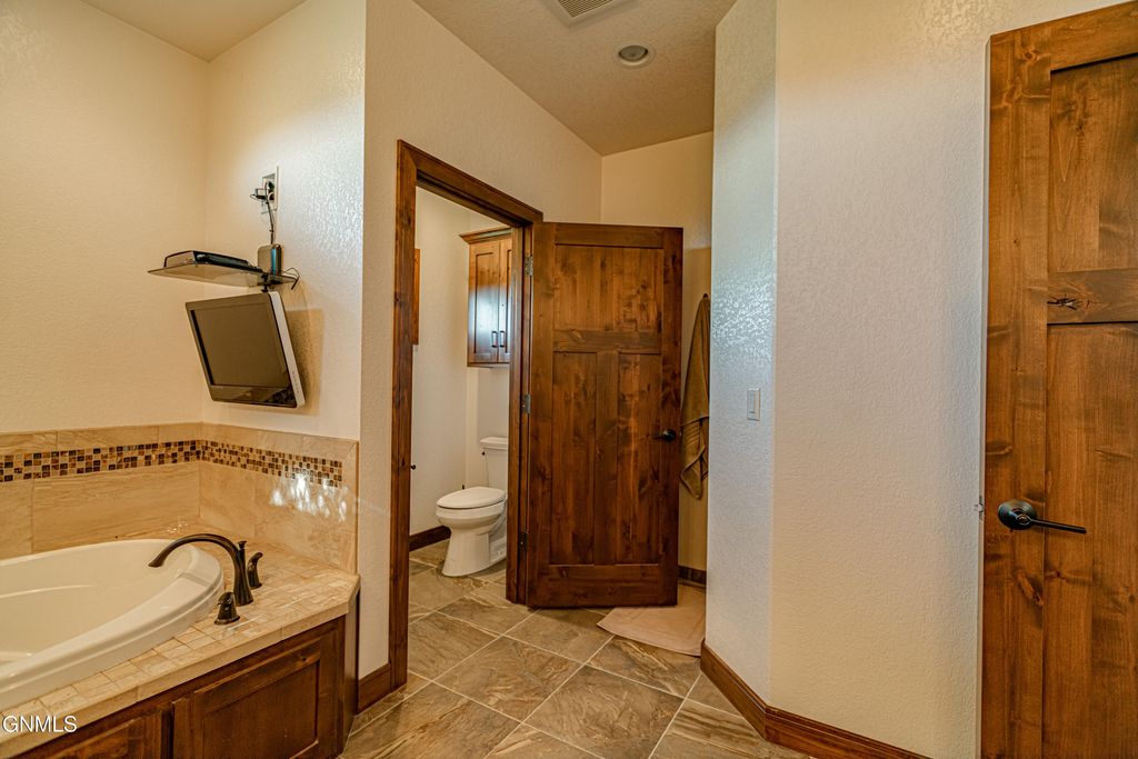 7079 Highway 8, Mott, ND 58646 photo 57