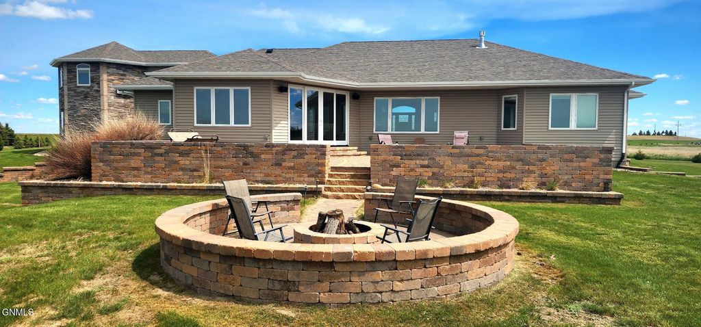 7079 Highway 8, Mott, ND 58646 photo 7