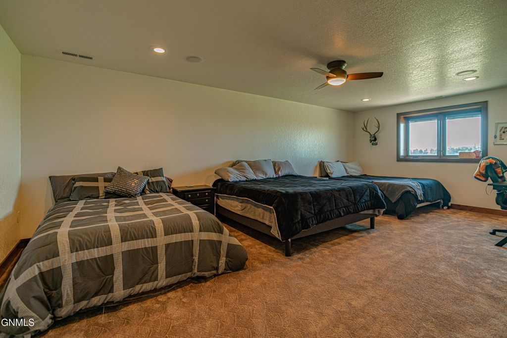 7079 Highway 8, Mott, ND 58646 photo 75