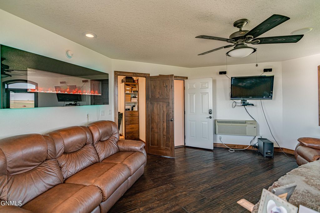 7079 Highway 8, Mott, ND 58646 photo 90