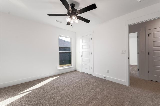 1708 Farmer Street, Pea Ridge, AR 72751