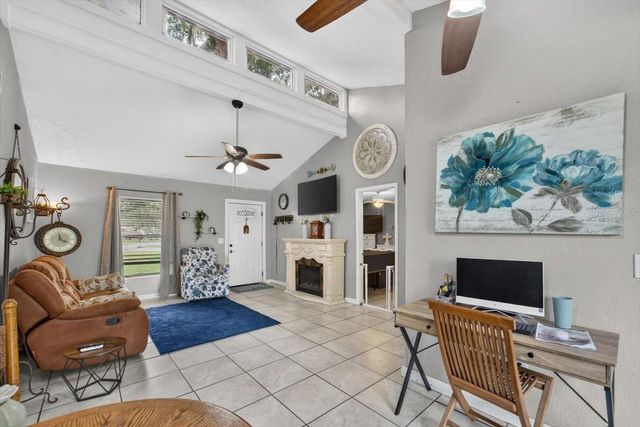 5330 MISTY LAKE DR, Mulberry, FL 33860