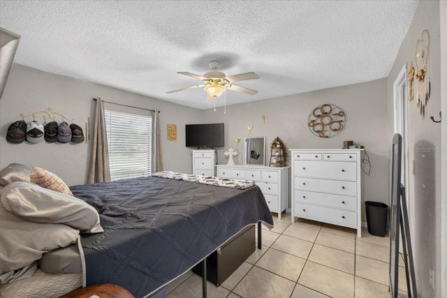 5330 MISTY LAKE DR, Mulberry, FL 33860