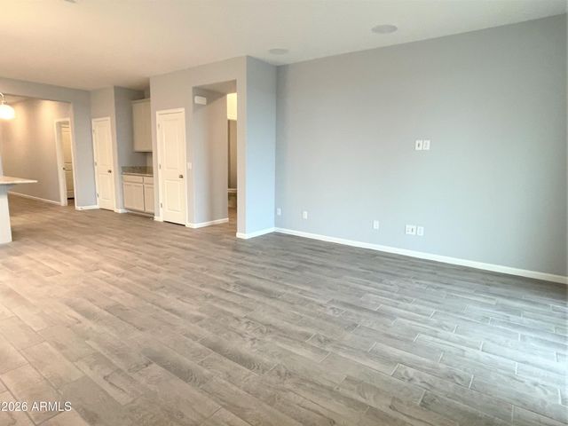 13227 W Buckskin Trail, Peoria, AZ 85383