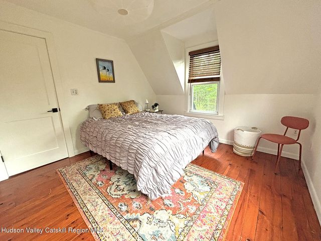 196 Tinker Street, Woodstock, NY 12498