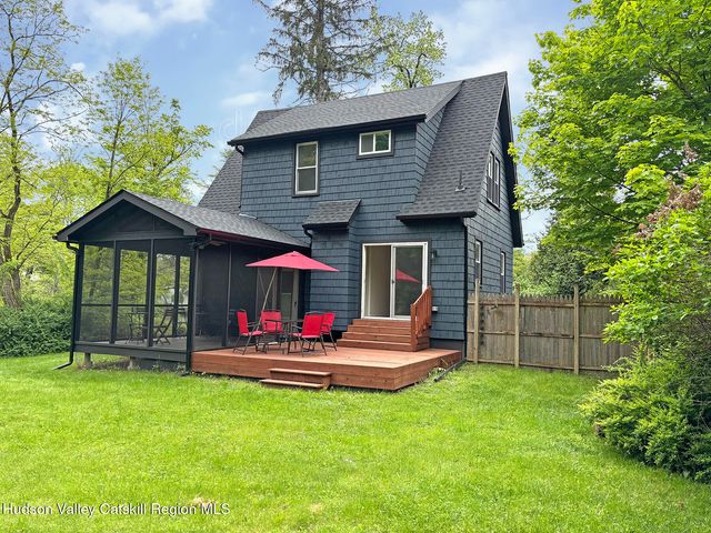 196 Tinker Street, Woodstock, NY 12498