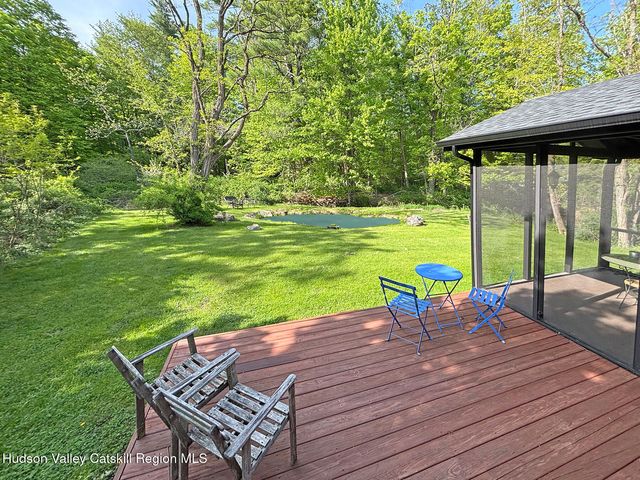 196 Tinker Street, Woodstock, NY 12498