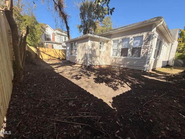 212 Charles Street, Henderson, NC 27536