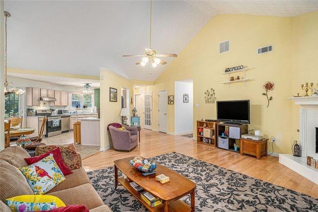 45 Saratoga Way, Covington, GA 30016