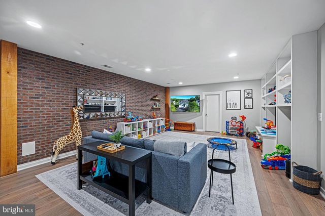 2419 MACALLISTER LN, Gambrills, MD 21054