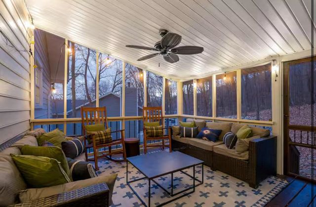 2964 HOPKINS DR, Mcgaheysville, VA 22840