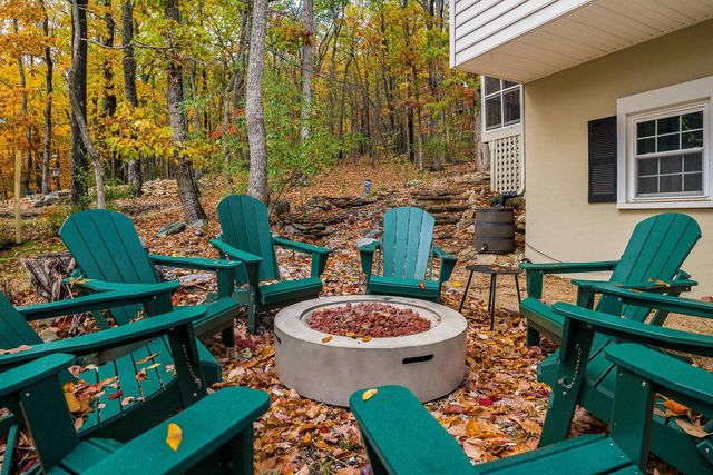 2964 HOPKINS DR, Mcgaheysville, VA 22840