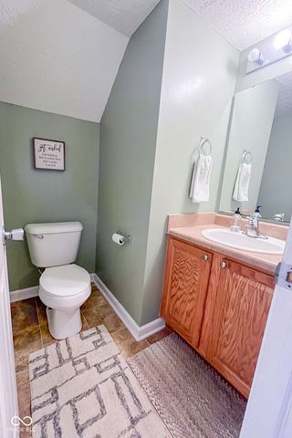 1214 Harvest Ridge Circle, Franklin, IN 46131