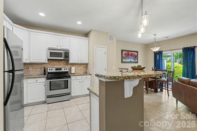 8418 Chaceview Court, Charlotte, NC 28269