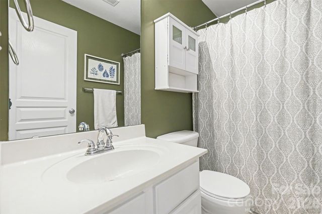 8418 Chaceview Court, Charlotte, NC 28269