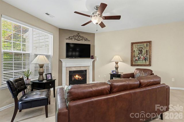 8418 Chaceview Court, Charlotte, NC 28269
