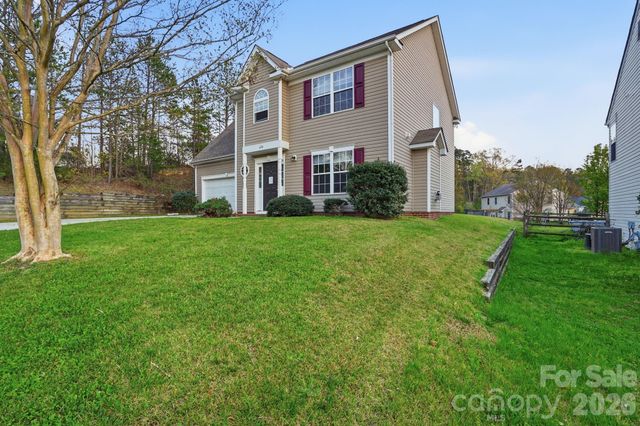 634 Longacre Drive, Charlotte, NC 28214