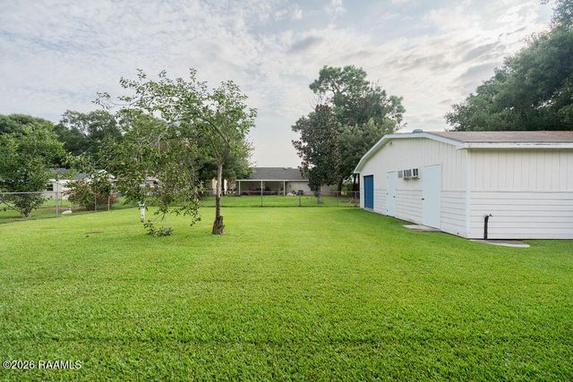 109 Drake Drive, Lafayette, LA 70503