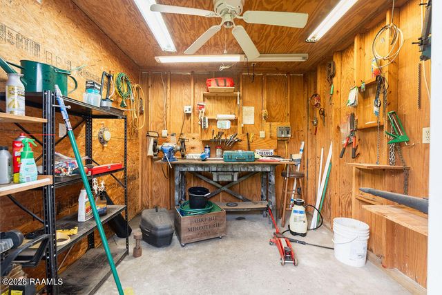 109 Drake Drive, Lafayette, LA 70503