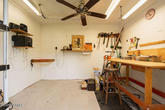 109 Drake Drive, Lafayette, LA 70503