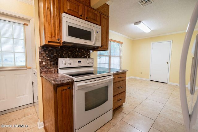 109 Drake Drive, Lafayette, LA 70503
