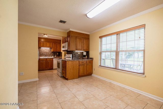 109 Drake Drive, Lafayette, LA 70503