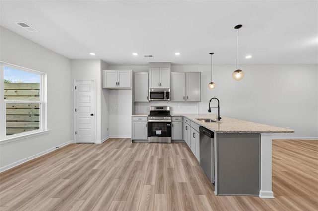 74 Jacobs Farm Lane 31, Lawrenceville, GA 30045